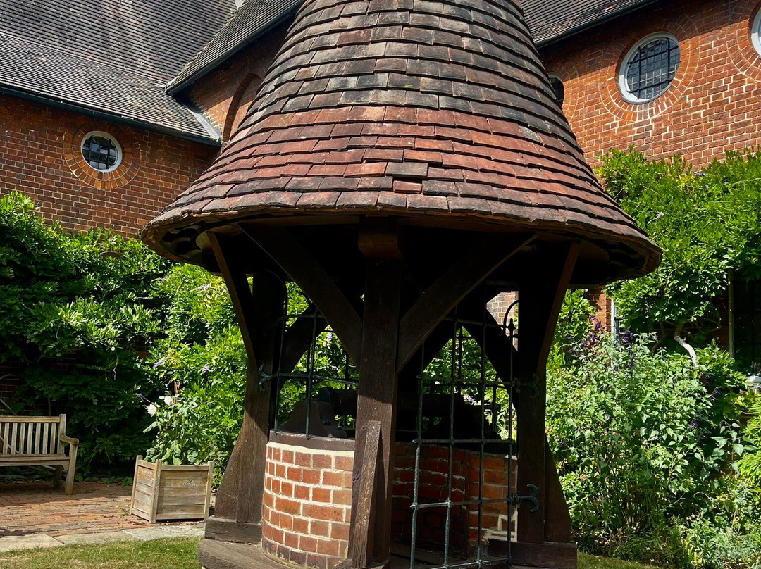 Red House-贝克斯利希斯必去景点