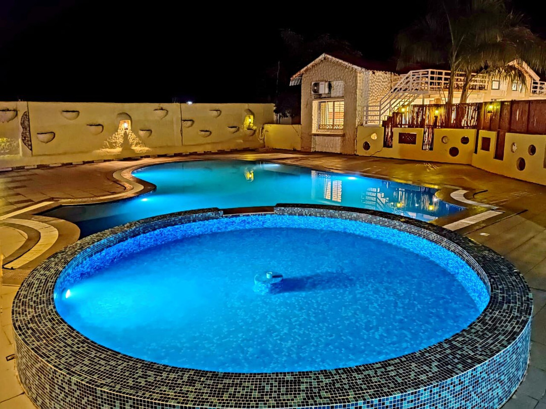 Royal Karhandla Resort主图