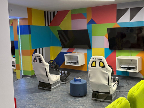 欧帕缇斯卡西维杰塔四世大酒店主图