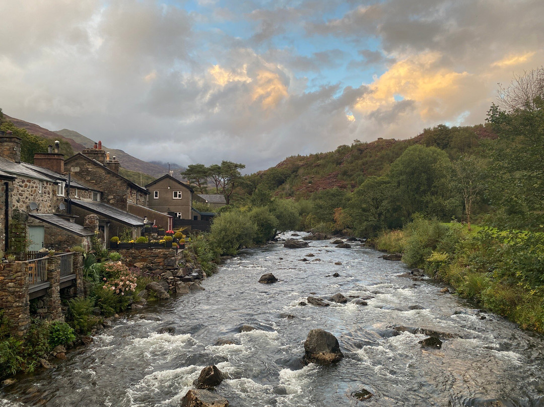 Ty Afon - River House主图