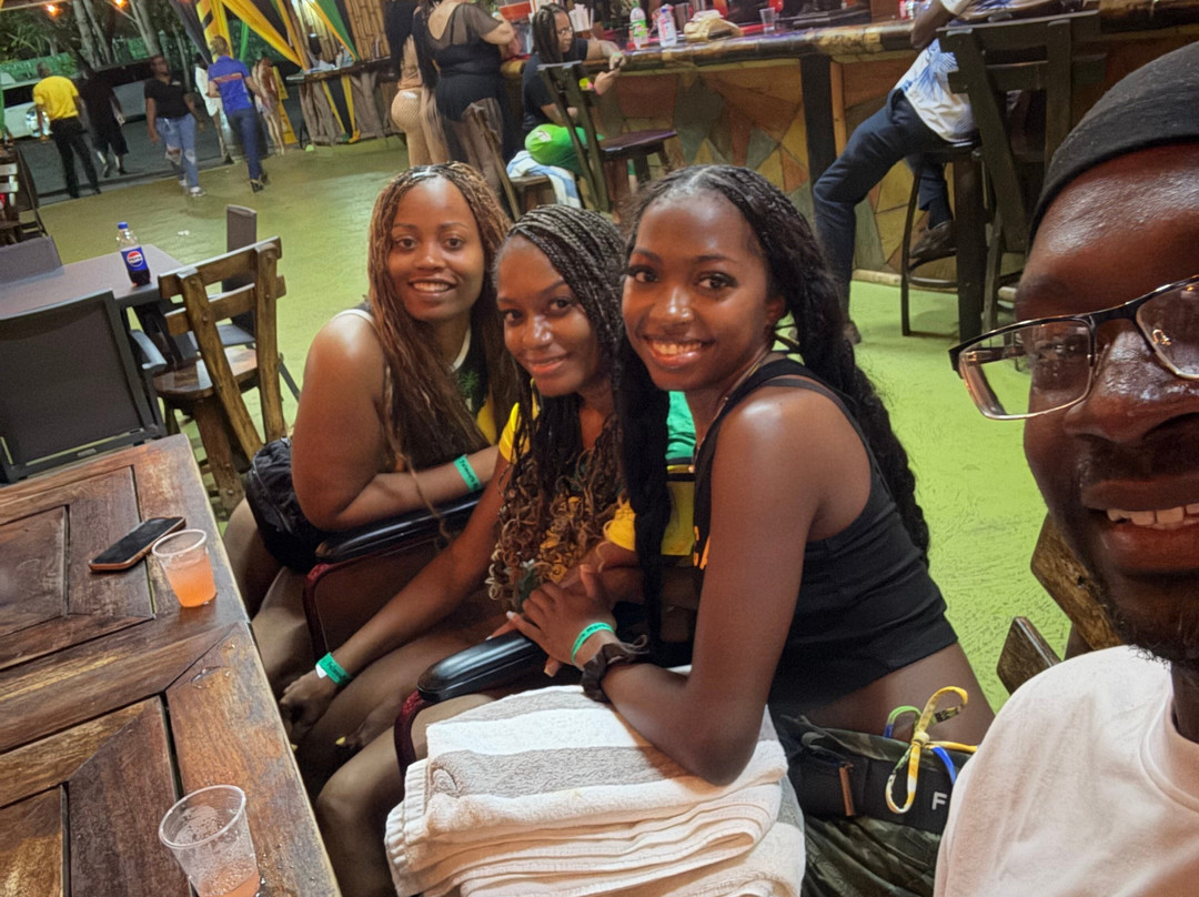 Kemar Good Vibes Tours-蒙特戈贝必去景点