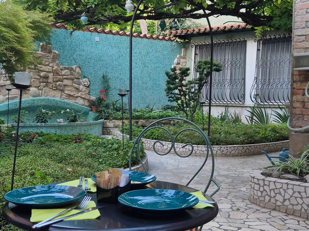 卡萨波卡希尼酒店主图