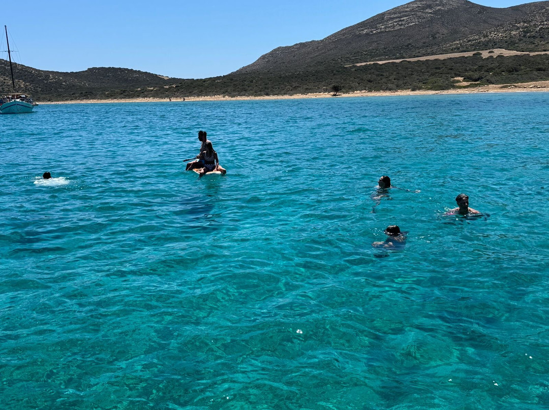 Catamaran Paros-Piso Livadi必去景点