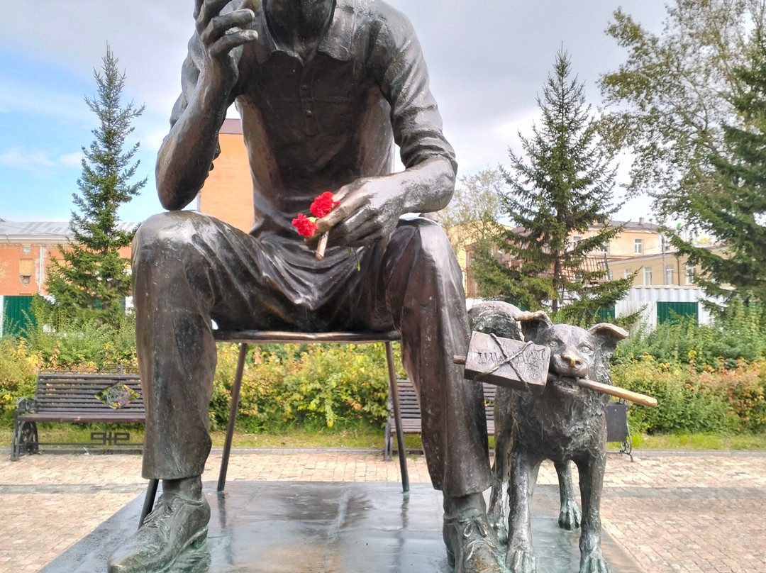 莱昂奈德.盖带雕塑-伊尔库茨克必去景点