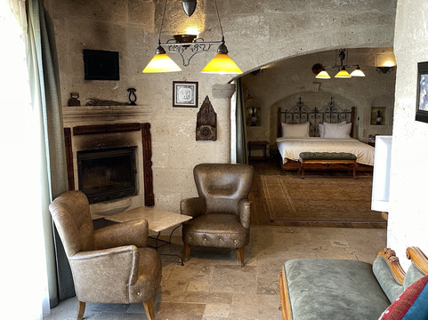 蝴蝶特窟酒店主图