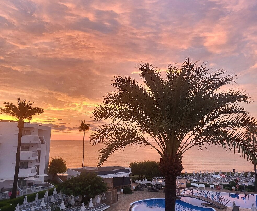 Sunwing Cala Bona Seafront