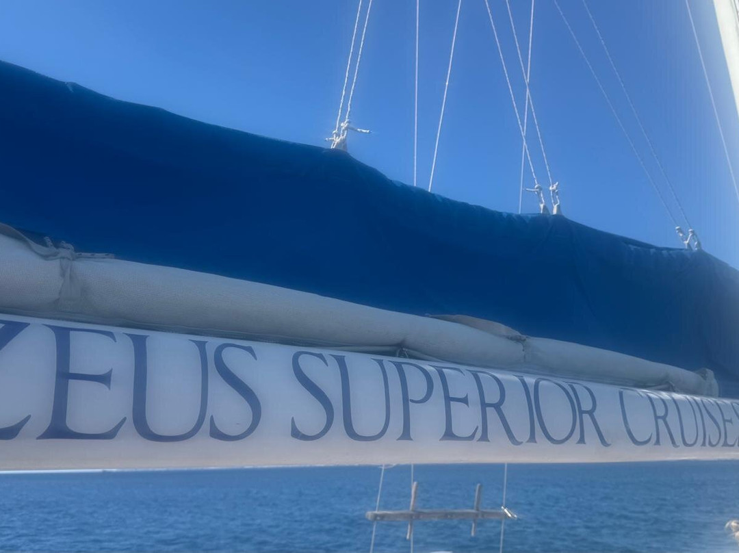 Zeus Superior Cruises-卡达米那必去景点