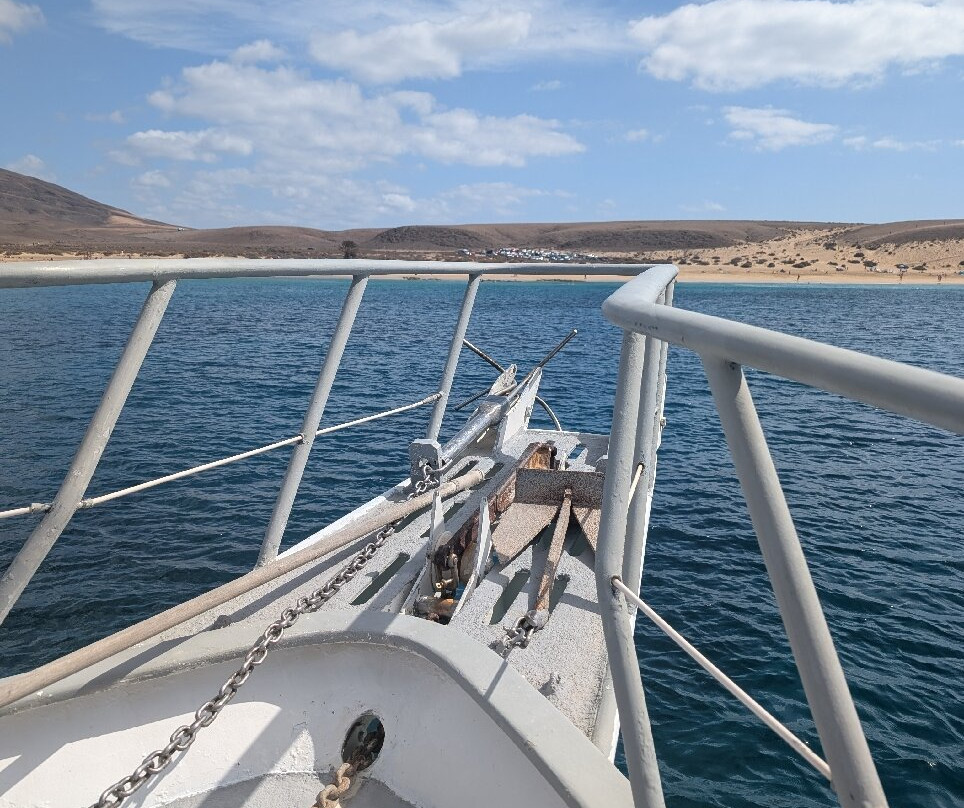 Chillout Cruises-布兰卡滩必去景点