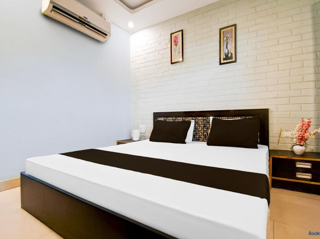 Super Hotel O Dariyapur Near Railway Crossing