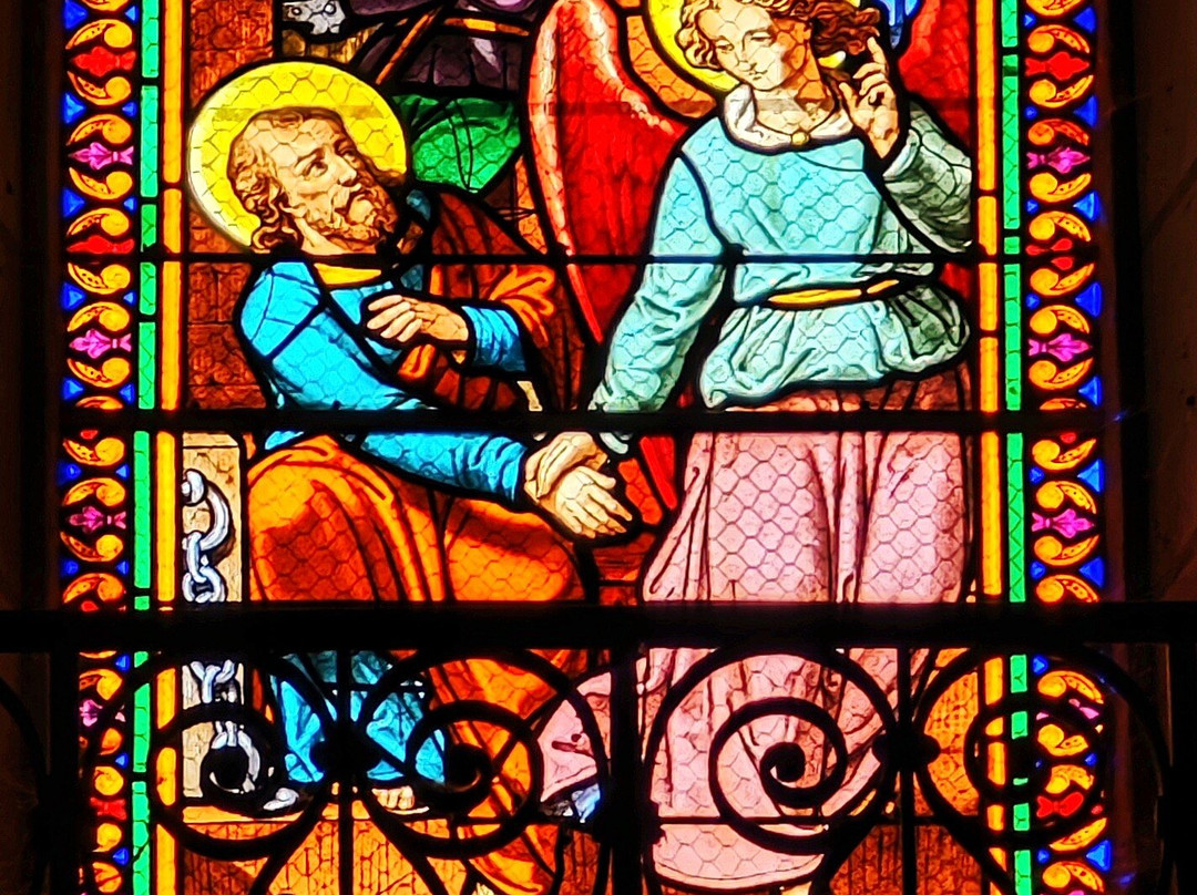 The Church of Saint-Pierre-ès-Liens in Bourdeilles-Bourdeilles必去景点