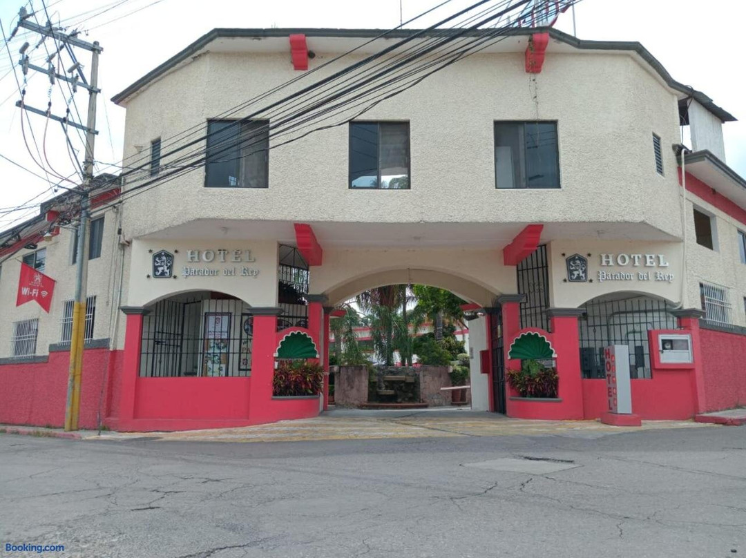 Hotel Parador Del Rey