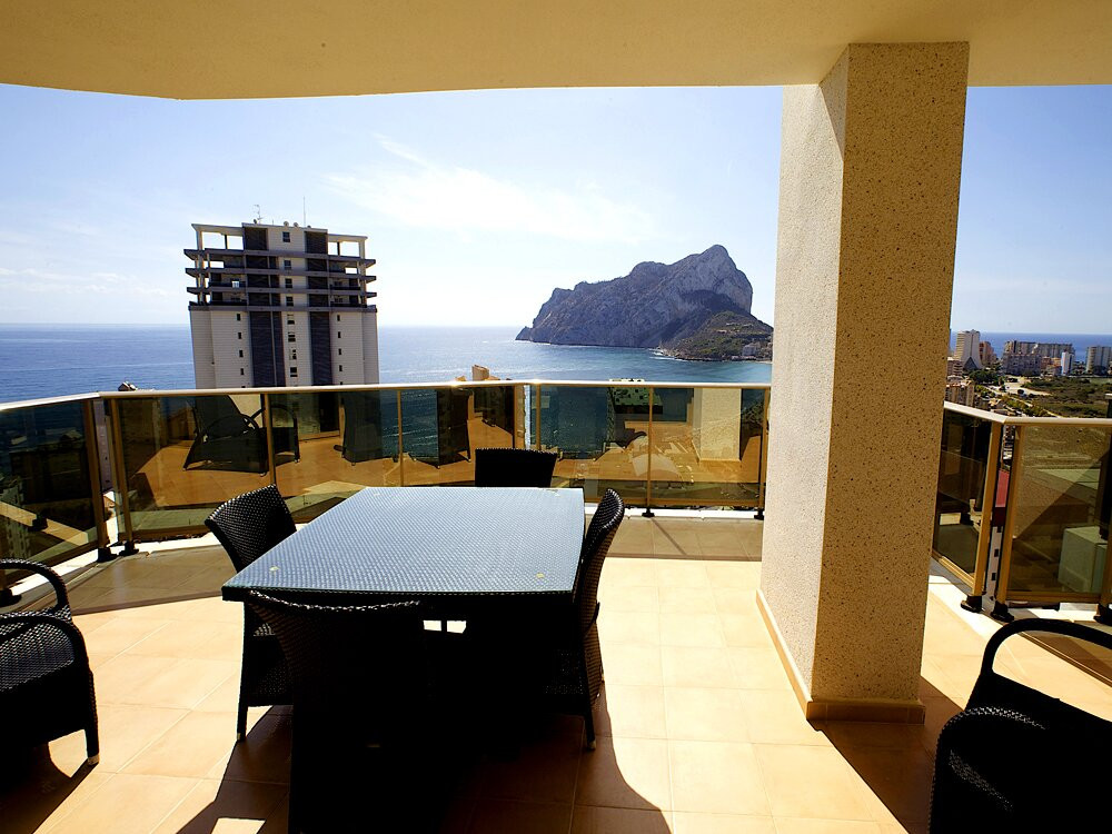 Apartamentos Esmeralda Suites