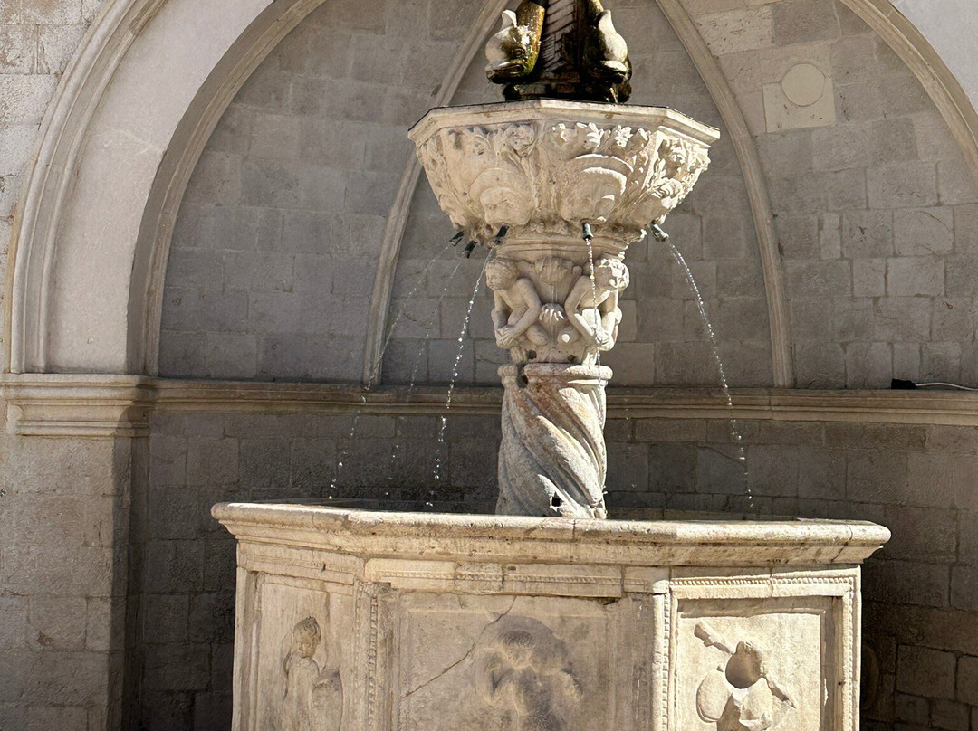Little Onofrio Fountain-杜布罗夫尼克必去景点