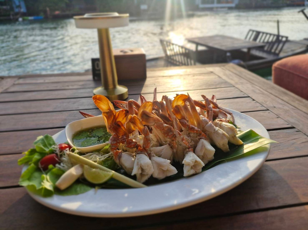 Baan Ta Klua Local Koh Chang Seafood Restaurant & Bar