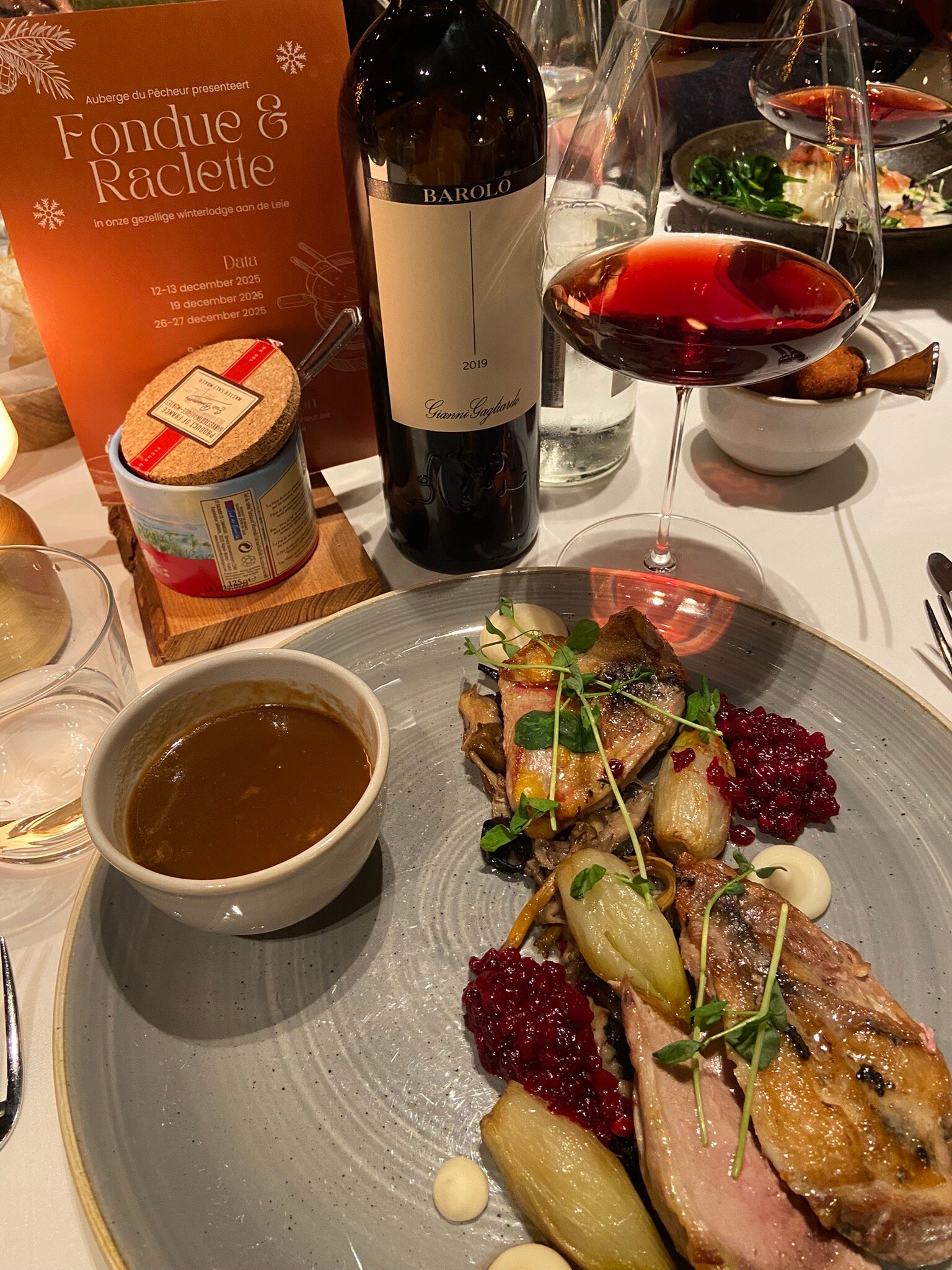 Auberge du Pecheur-官方