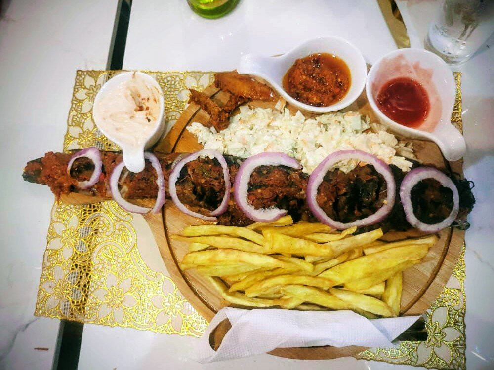 Lolar Shon's Gourmet