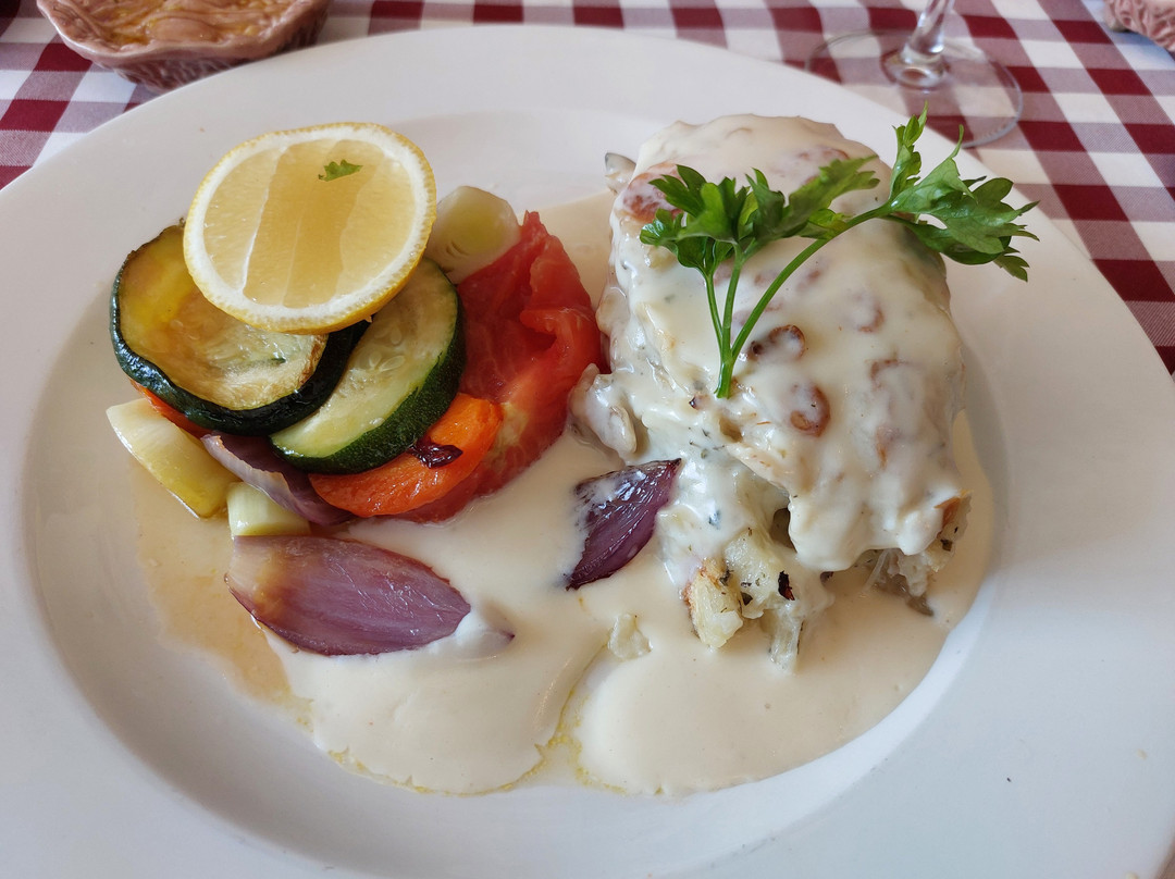 Sunshine Pub & Grill