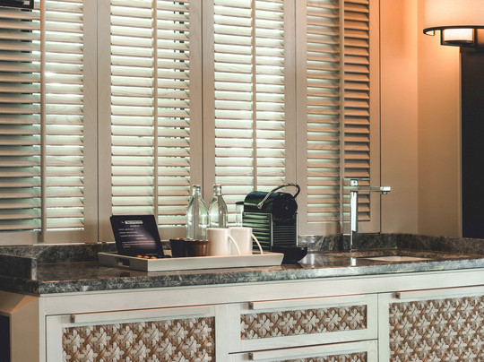 利亚纳温泉度假酒店主图