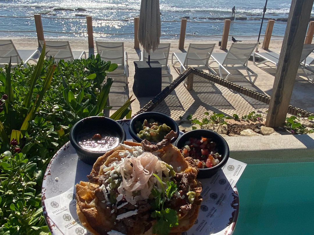 Shekinah Beach Group-马萨特兰必去景点