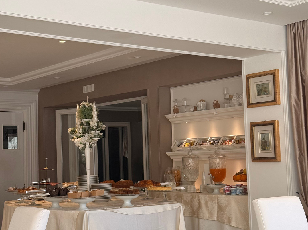 Hotel Edelweiss主图