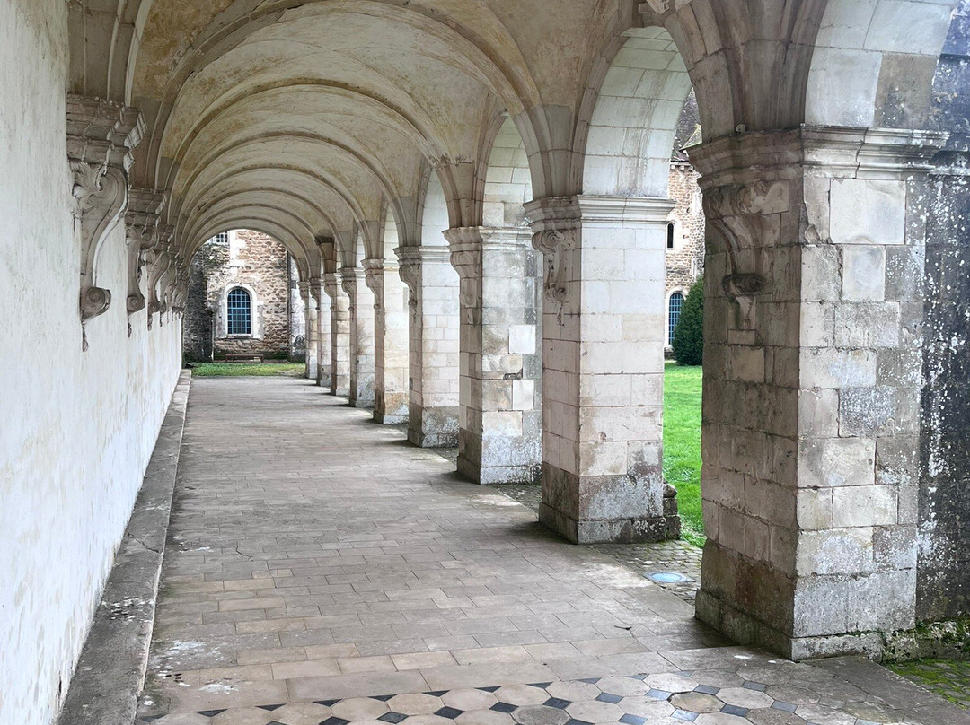 Abbaye de Pontigny-Pontigny必去景点