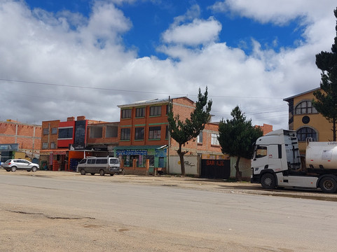 Maini Travel-拉巴斯必去景点