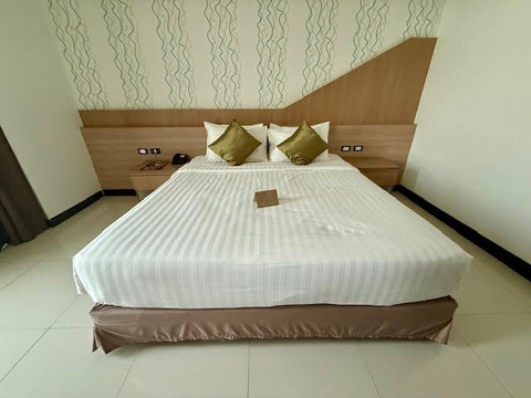 42C时尚酒店主图