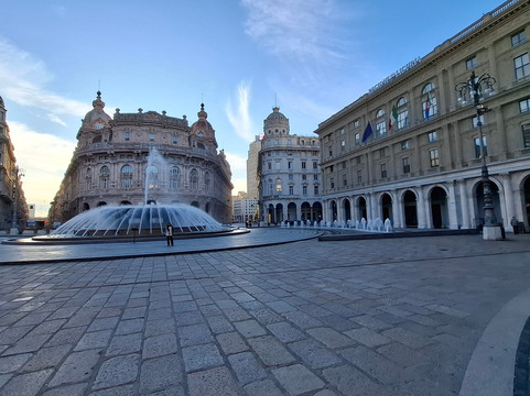 Piazza Raffaele De Ferrari-热那亚必去景点