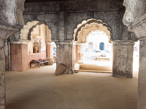 Raja Mahal-欧恰必去景点