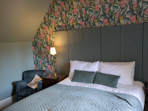 No 45, 巴拉特尔酒店主图