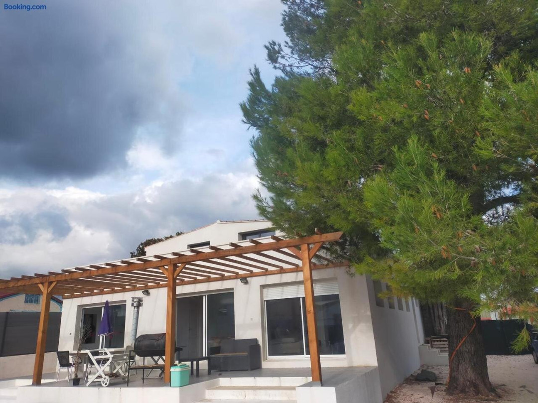 Appart Hotel Avec Jardin