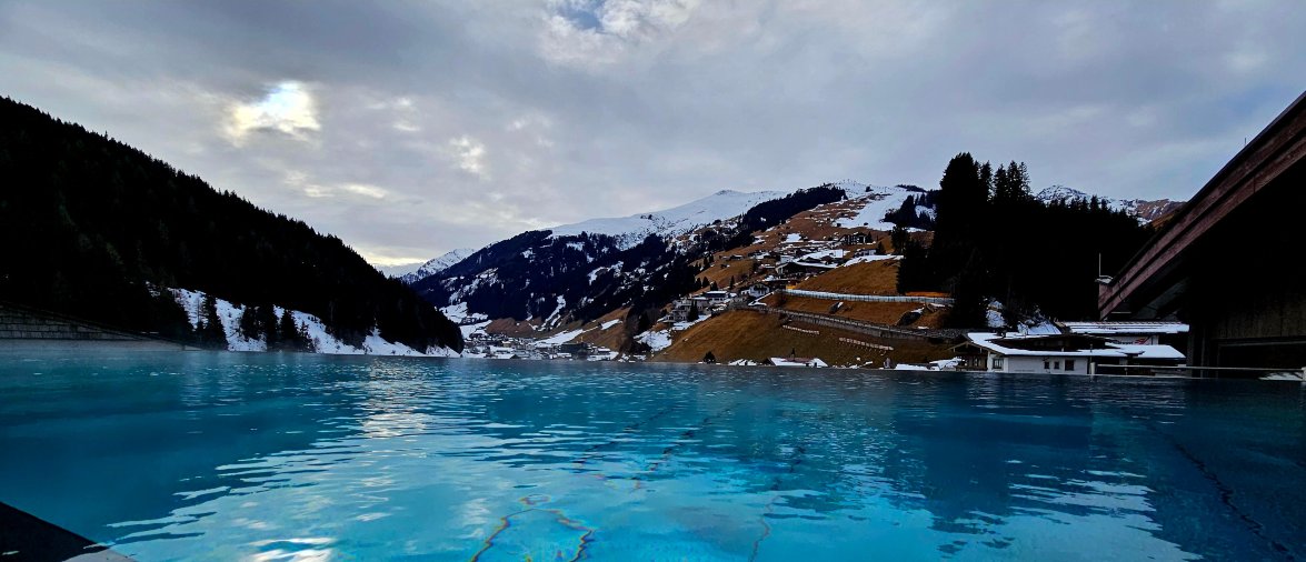 图克塞尔霍夫阿尔卑斯水疗酒店-泳池