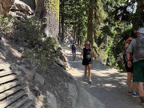 Cleetwood Cove Trail-火山湖国家公园必去景点