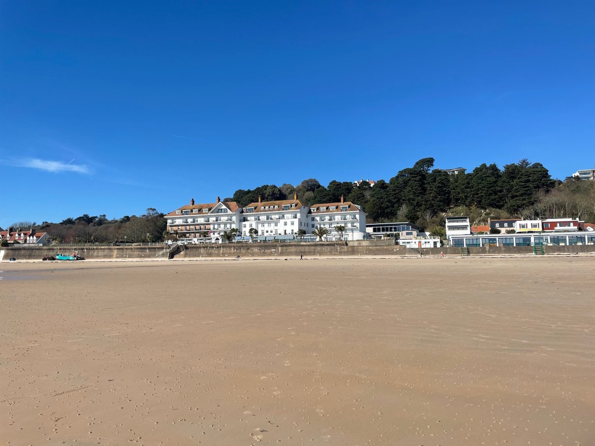 圣布雷拉德湾酒店-官方