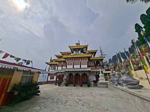 Adventures Unlimited-大吉岭必去景点