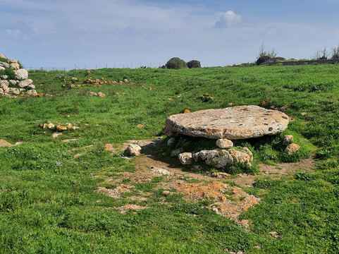 Altare Monte d'Accoddi-Ottava必去景点