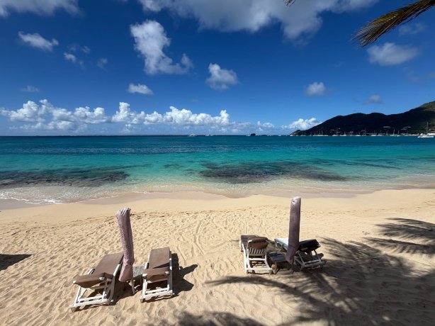 翡翠蓝酒店-官方