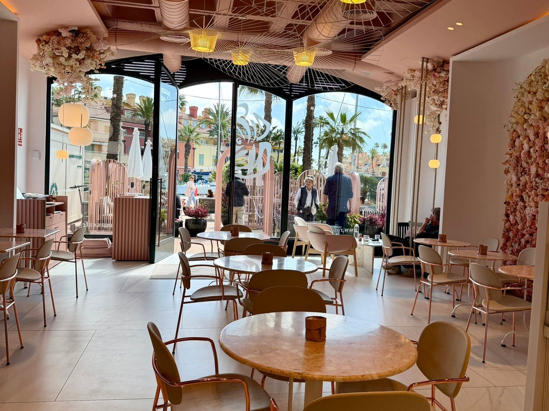 Rosas cafe Sotogrande