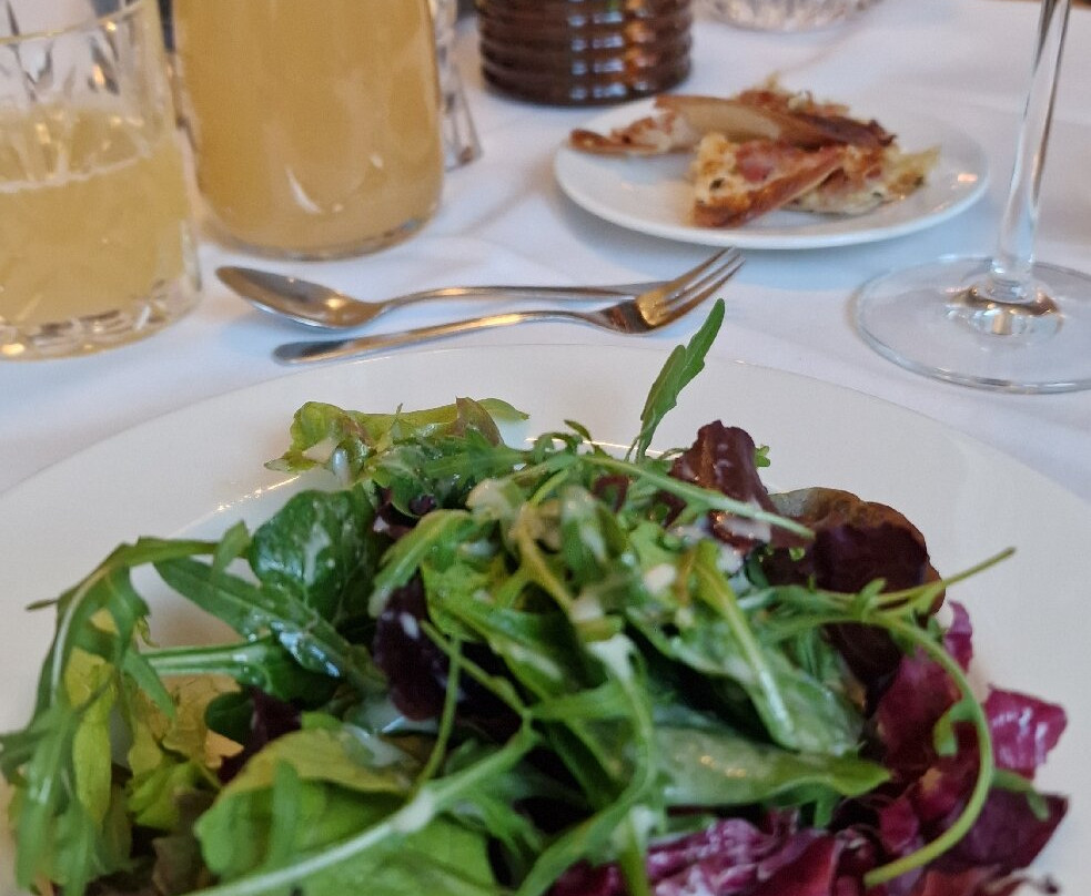 Hotel Hirschen Horn主图