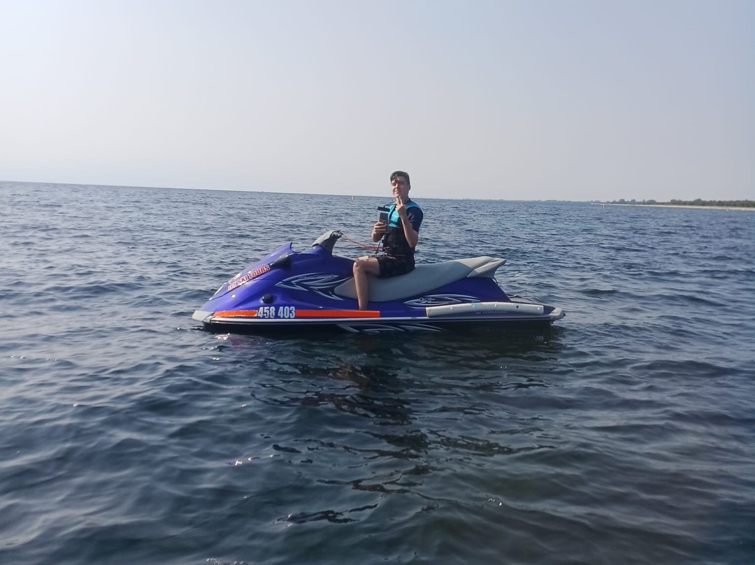 Dunsborough Jet Ski Tours-戴士柏必去景点