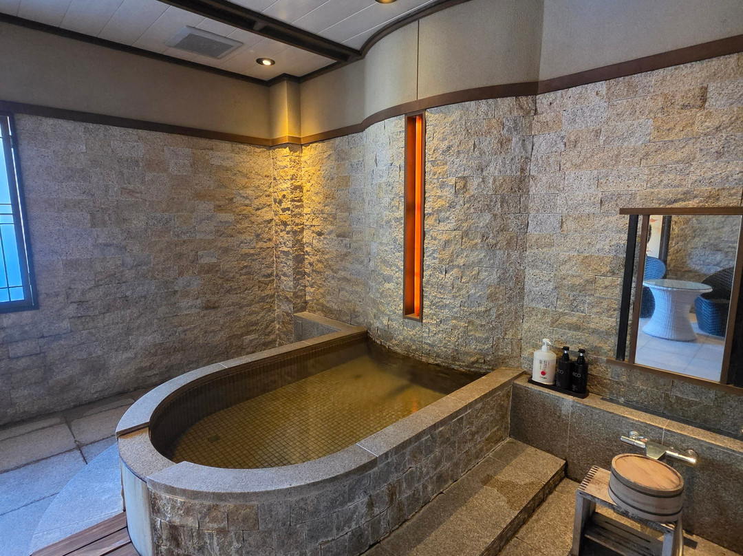 Shima Onsen Yoshimoto主图