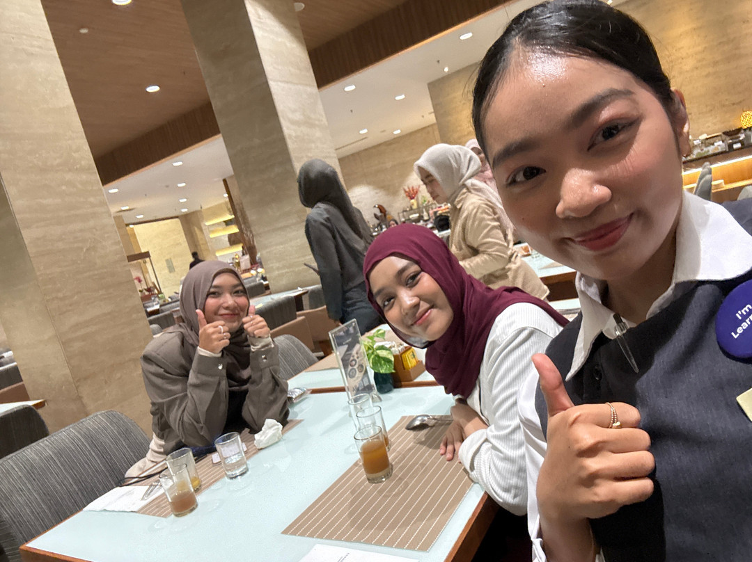 Harmony Square Coffee Shop