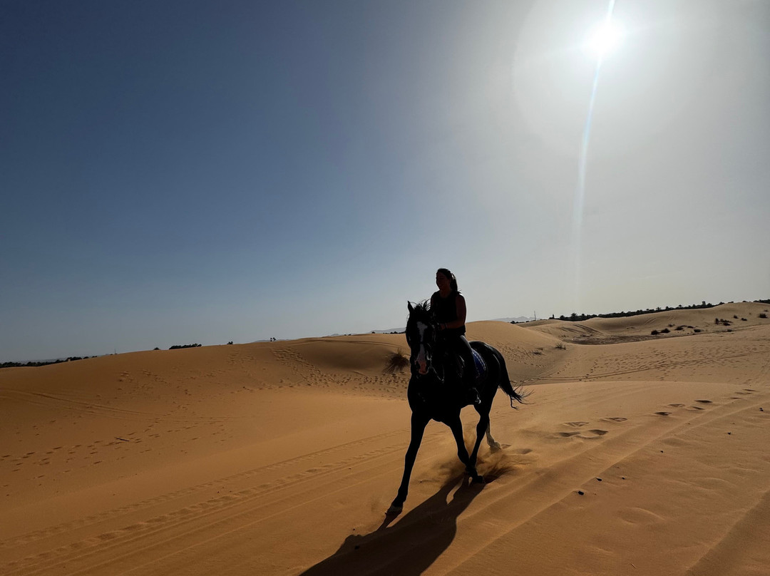 Merzouga Horse Riding-Hassilabied必去景点