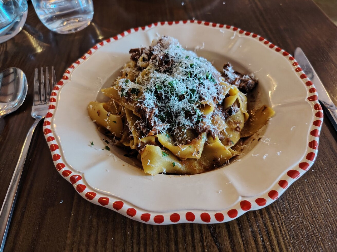 Tavola Di Famiglia Trattoria