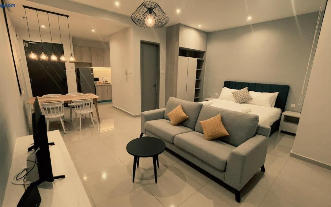 Iconic regency by Penang Comfort Stays