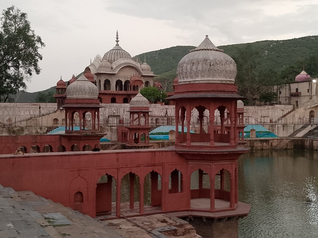 Moosi Maharani Ki Chhatri-阿尔瓦必去景点