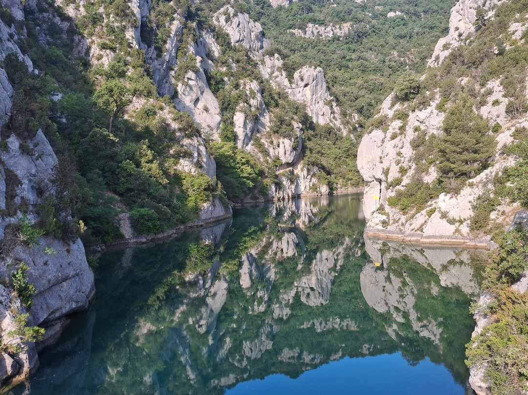 Sentier Du Garde Canal-Quinson必去景点