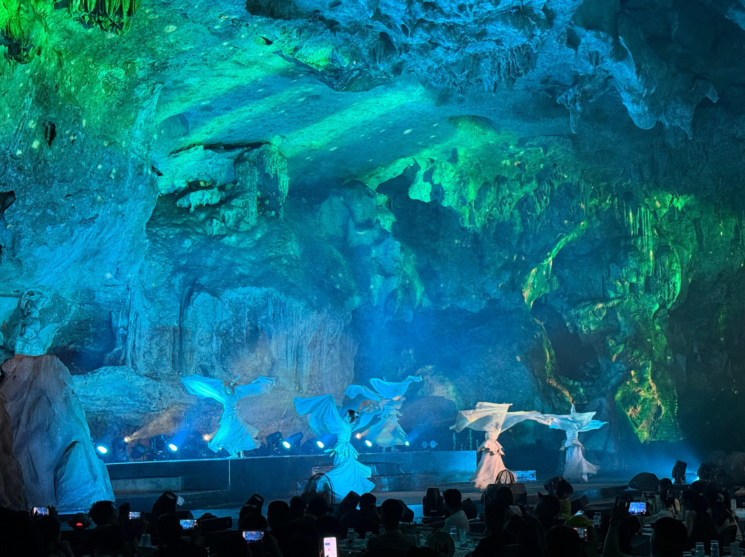 Dragon Pearl Cave