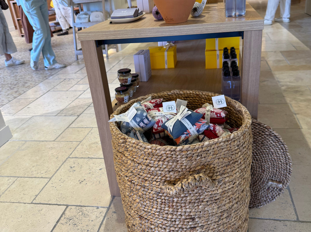 L'Occitane en Provence-马诺斯克必去景点