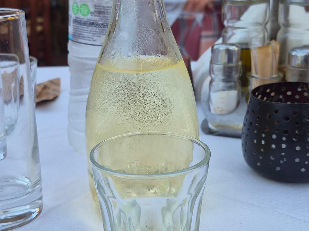 富丽亚公寓酒店主图